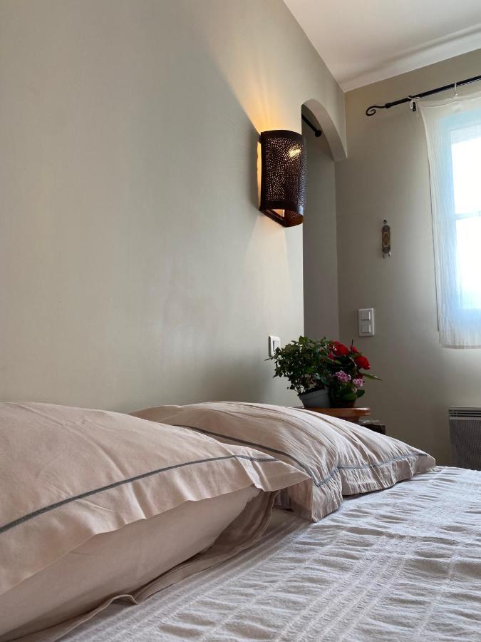 Chambre D'Hotes Le Jardin Des Cigales Bed and Breakfast Aubignan Esterno foto